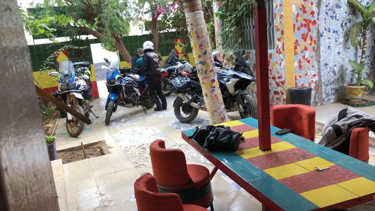 ホテル Chez Sofia サンルイ エクステリア 写真